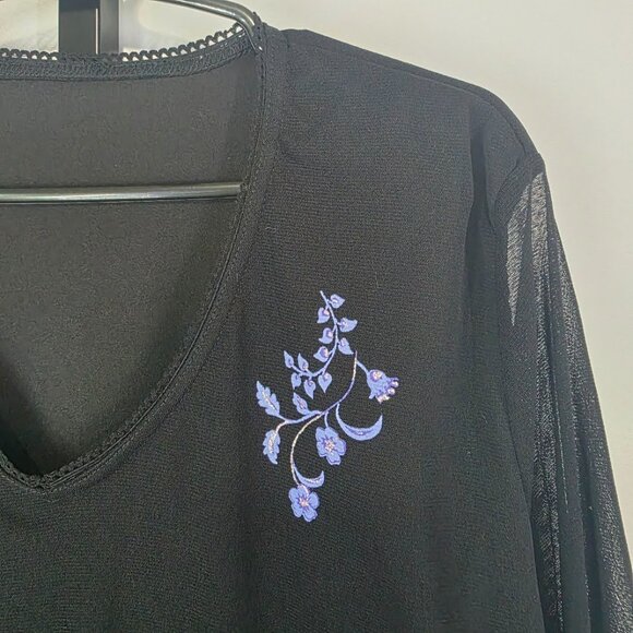 Fashion Bug Top Womens Plus (See Meas) Black Sheer Mesh Sleeve Embroidered Flora - Picture 3 of 5